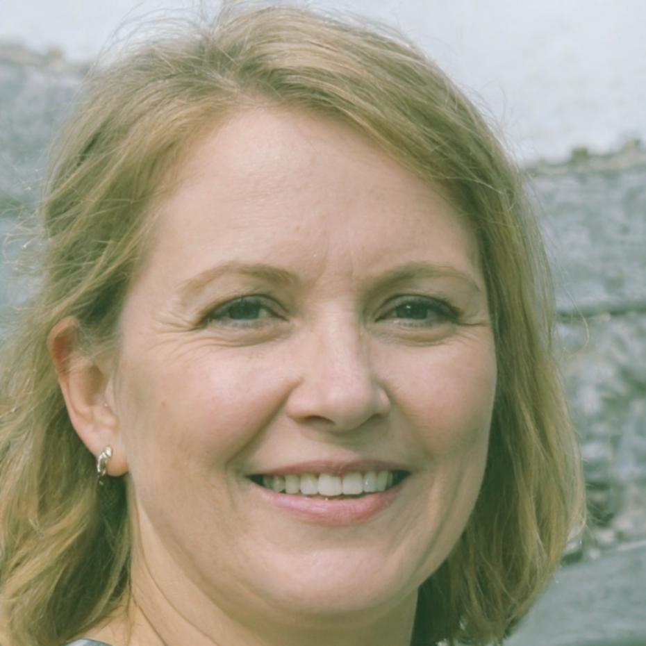 Ayşe Demir portresi